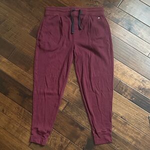 Tommy Hilfiger Men’s Maroon Joggers